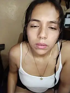 loveHoney02 webcam