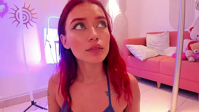 Cherry_Scarlet_ webcam