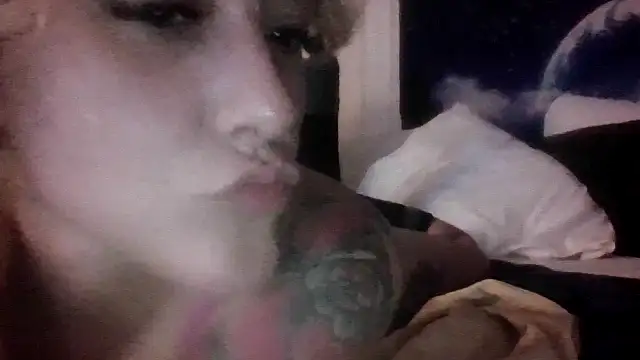 darnette_daisy webcam