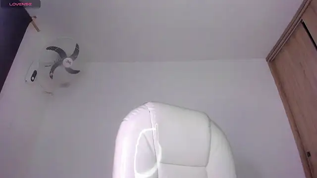 Walton_abieca_ live cam on StripChat