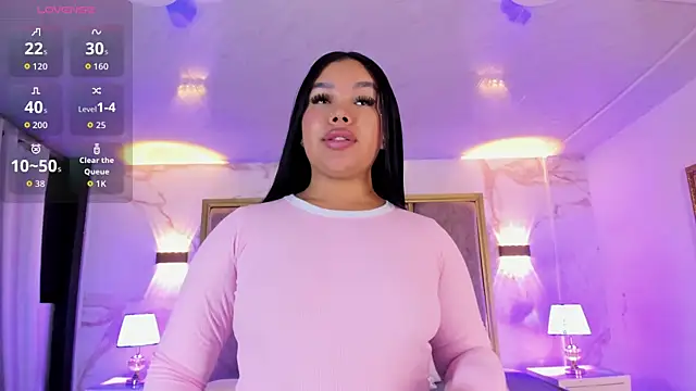 MarianaGarciaa__ live cam on StripChat
