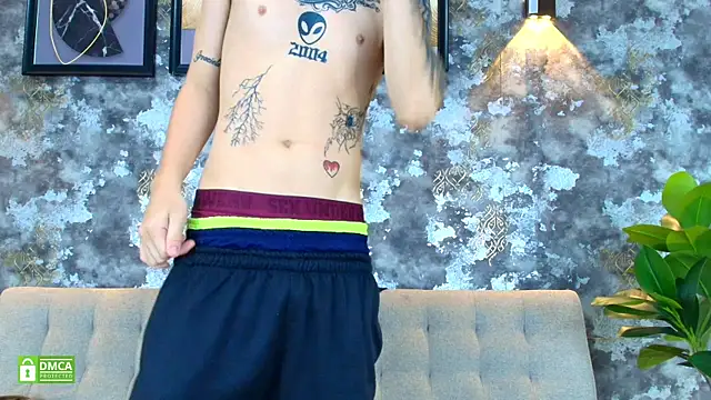 Nick_TattooedGuy live cam on StripChat