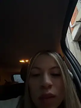 Mia_Rosee1 live cam on StripChat