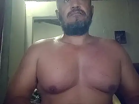 tarra122 live cam on StripChat