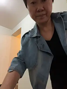mmyun6 live cam on StripChat