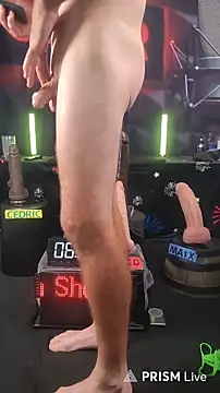 FantasyMan-BiWM live cam on StripChat