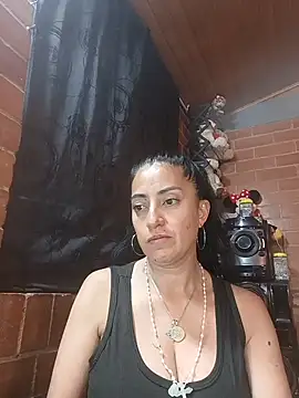 Alexandrina live cam on StripChat
