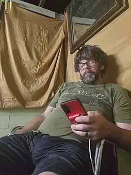 ultimateBWC live cam on StripChat
