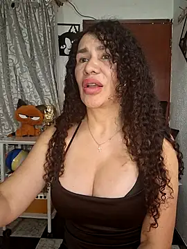 Lina_444 live cam on StripChat