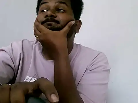 SexyboyTamil69 live cam on StripChat