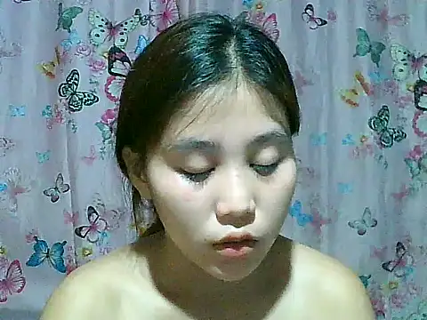 SexyAsianPussy4u live cam on StripChat