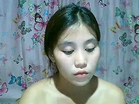 SexyAsianPussy4u live cam on StripChat