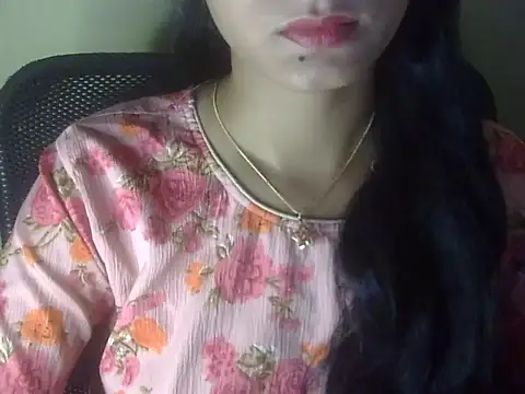 Shezi_N live cam on StripChat
