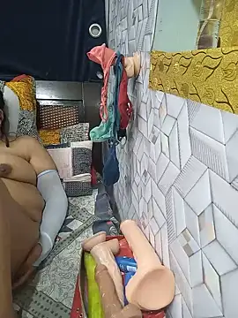 tina8th live cam on StripChat