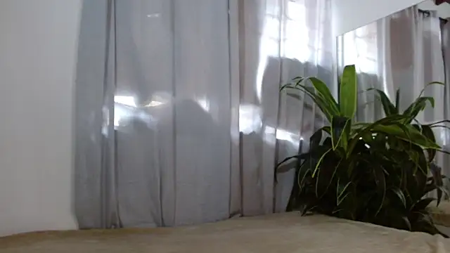 Amanda_Rossi live cam on StripChat