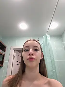 JulyOwens live cam on StripChat