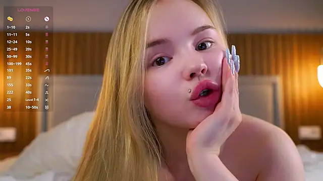Miss_miracle live cam on StripChat