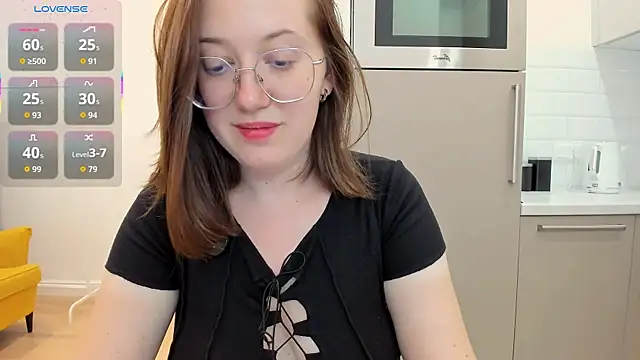 Charmy_Gracy live cam on StripChat