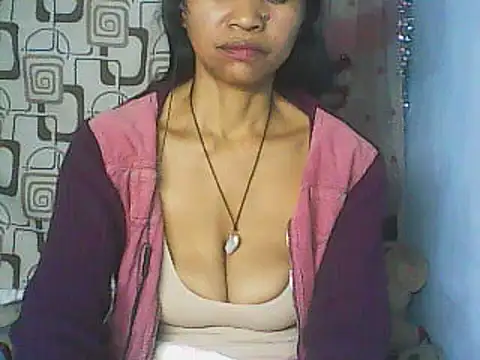 nene_belle live cam on StripChat
