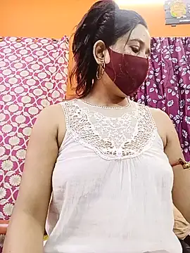 Hotpuja25 live cam on StripChat