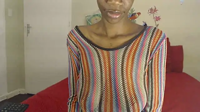 Blacktittiex02 live cam on StripChat