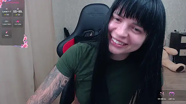 JuicyJess live cam on StripChat