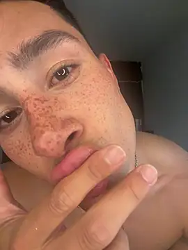 AustinJones_ live cam on StripChat