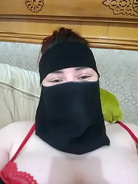 Bisan_sexy live cam on StripChat
