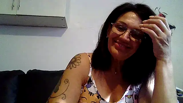 RubyyRosee live cam on StripChat