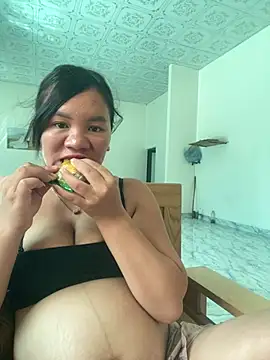Suki-love live cam on StripChat