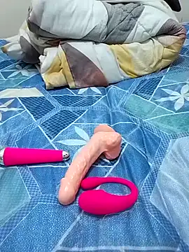 sweetnessarena - Sweetnessarena's free webcam - UK Sex Cams