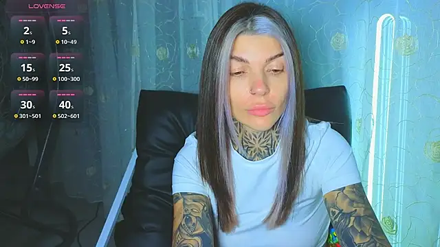 tattooedBabyy webcam