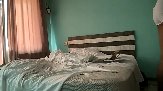 kleopatri_ (M young) - Touch my dick until it gets hard