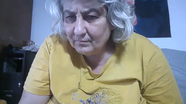 ExquisiteMature webcam