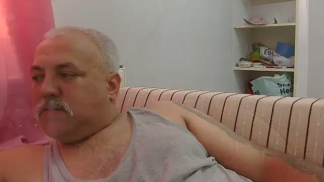 husoizmir live cam on StripChat