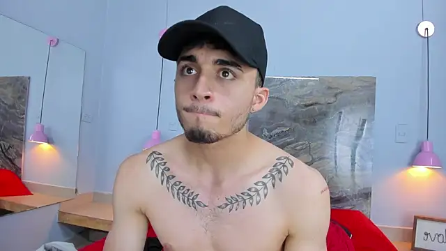 James-06 webcam