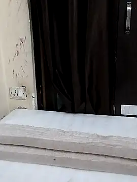 Roji_bha webcam