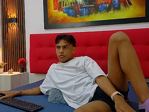 AriCole_ webcam