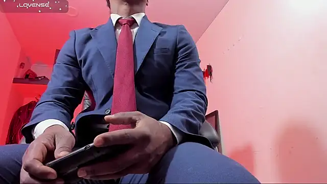 AlejoKhalifa_ webcam