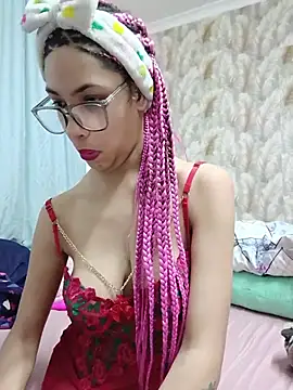 Sexyyeyes244 webcam
