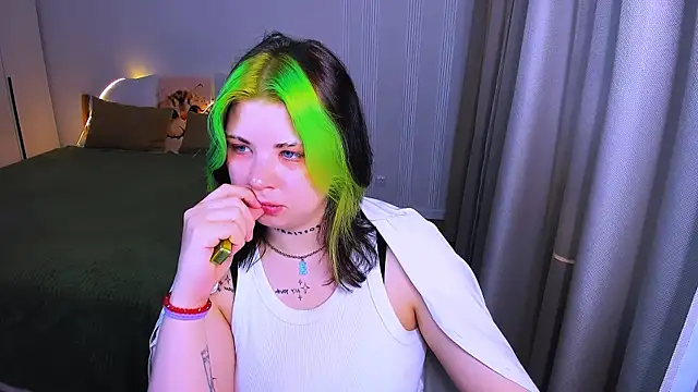 AliceSpencery webcam