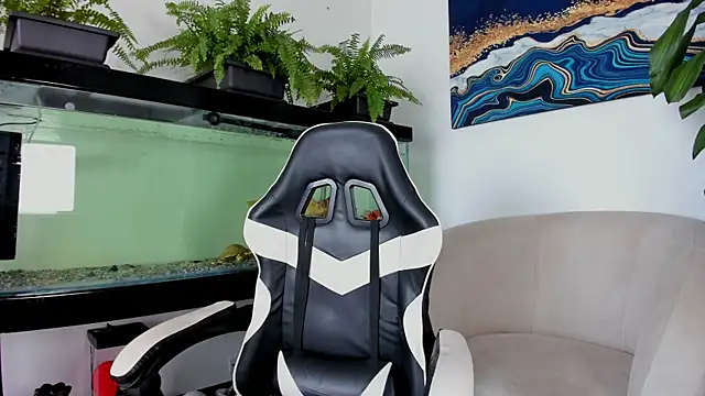 lia_lovelly01 webcam