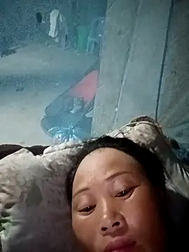 NyloveSquirt webcam