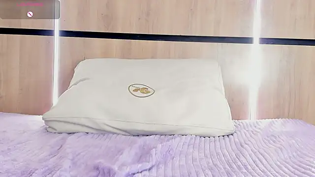 chloe_cortez webcam