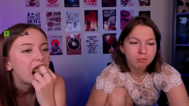 chloe_ley webcam