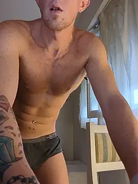 Bloodypleasures webcam