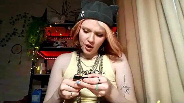 GaloreFish live cam on StripChat