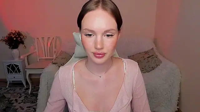 MishkaMe webcam