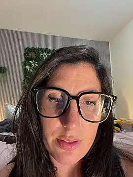 MysteryGirl__ live cam on StripChat