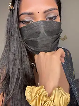 Lovely_Babiee live cam on StripChat